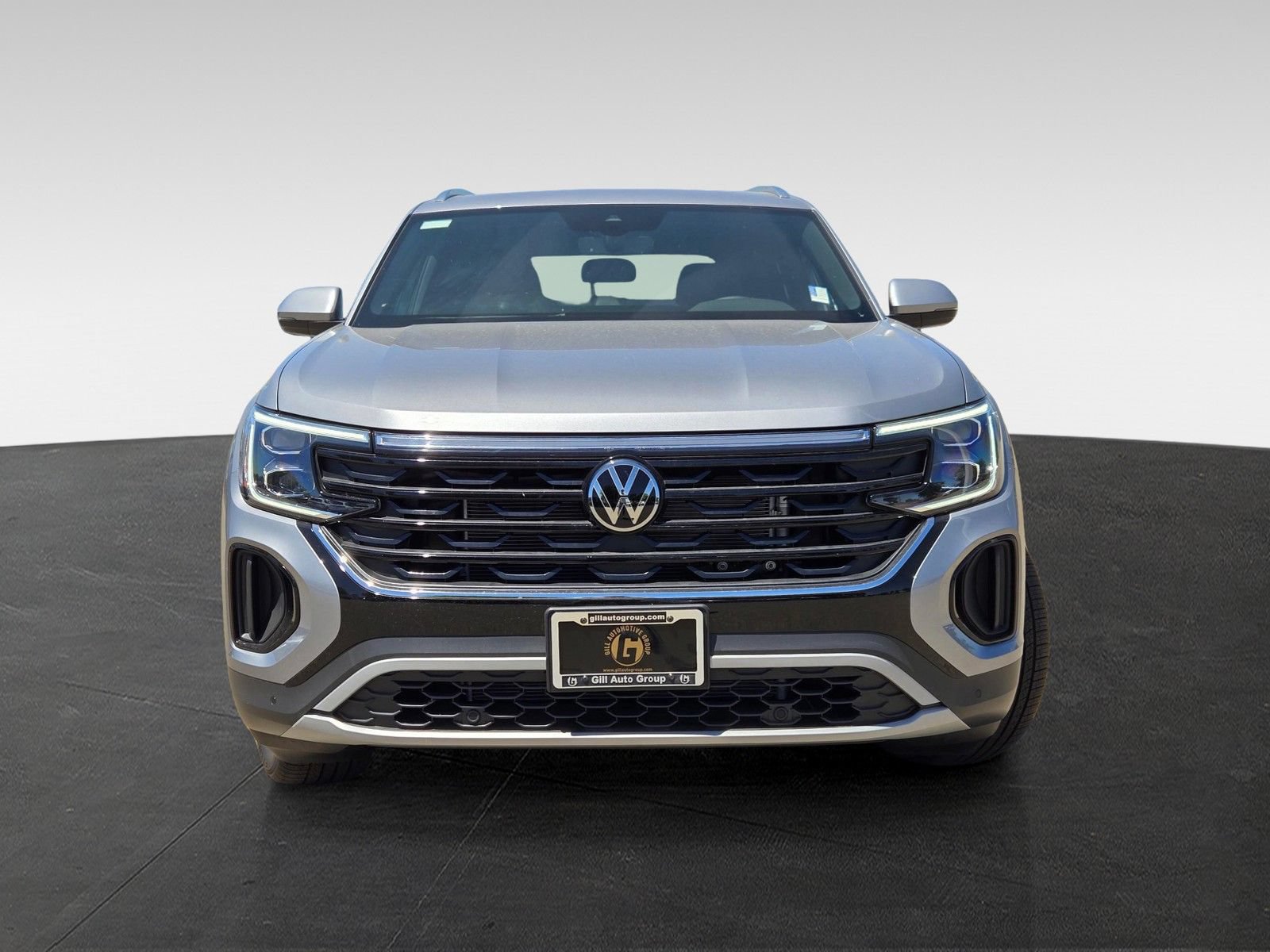 New 2026 Volkswagen Atlas Cross Sport SE FWD image 2