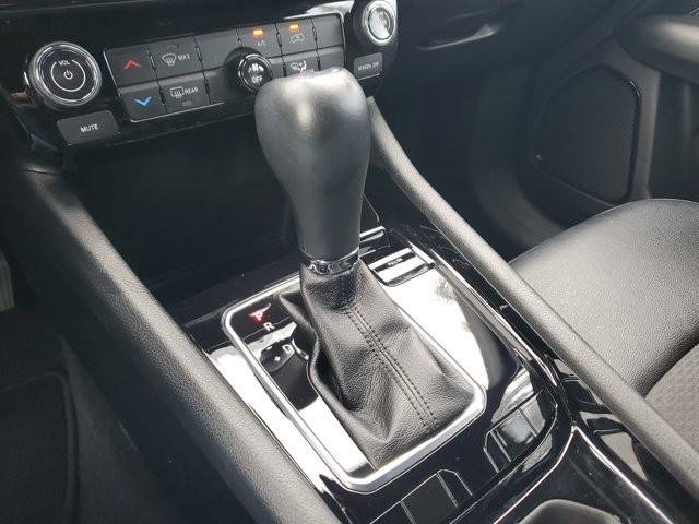 Used 2022 Jeep Compass Latitude image 21