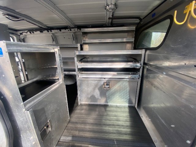 Used 2014 Chevrolet Express 2500 image 11