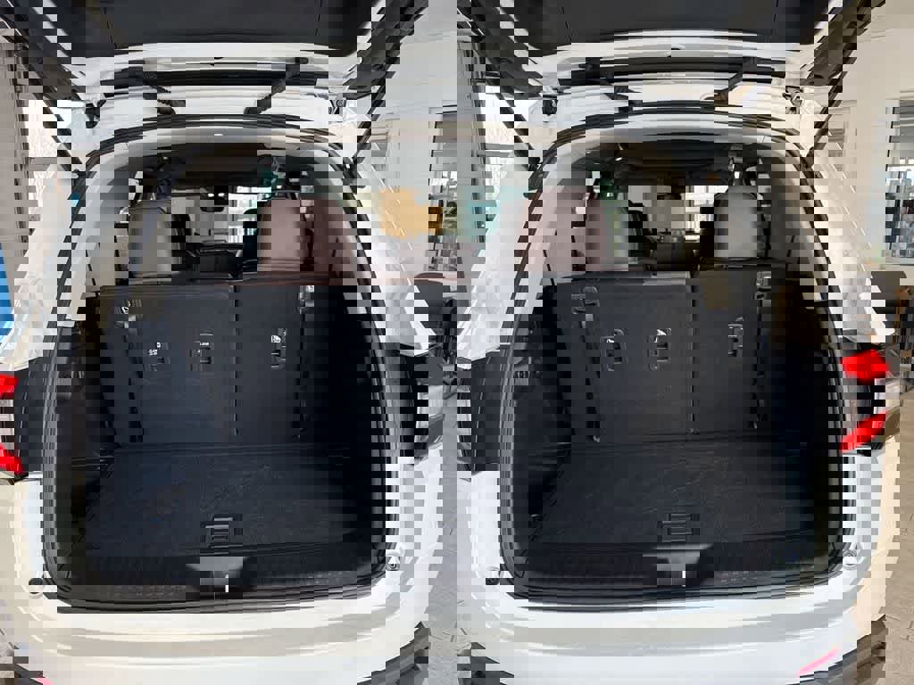 Certified 2024 Honda Pilot Elite image 39