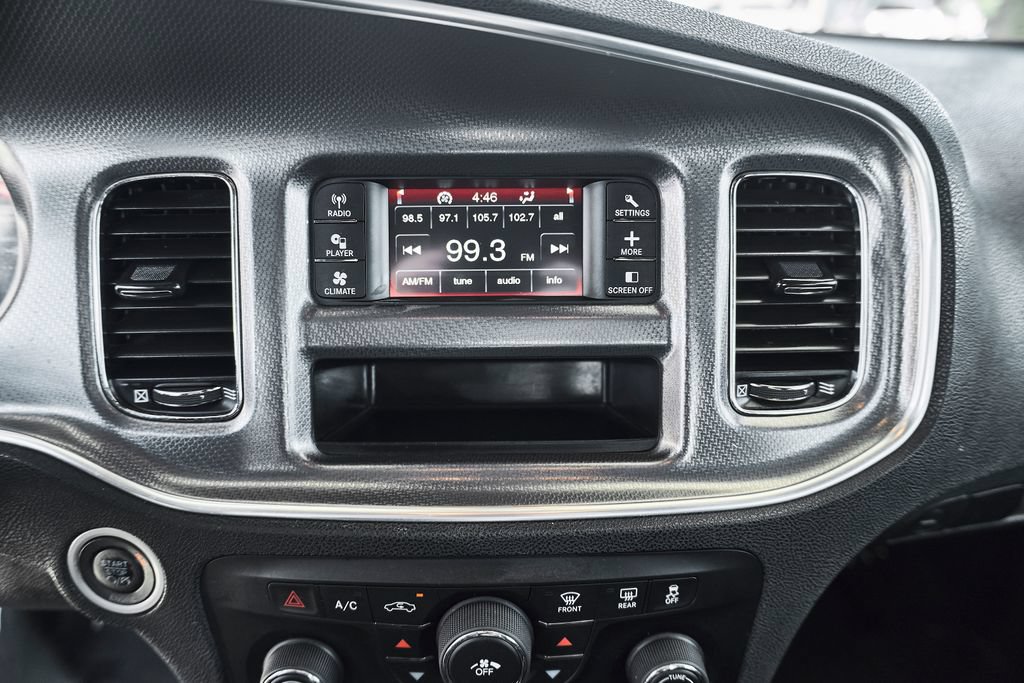 Used 2013 Dodge Charger SE RWD image 27