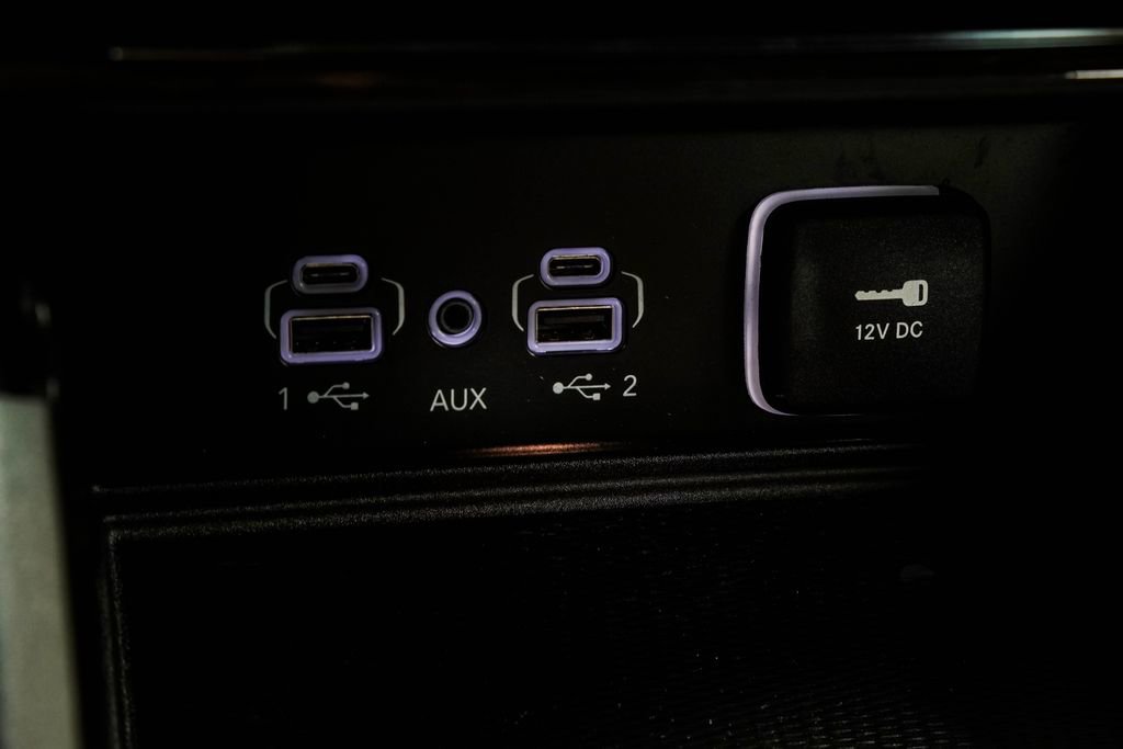 Used 2023 Jeep Grand Cherokee L Summit w/ Advanced Protech Group IV image 30