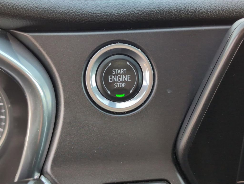 Certified 2019 Chevrolet Blazer LT image 9