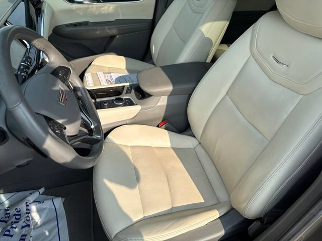 Used 2022 Cadillac XT6 Premium Luxury AWD/4WD image 18