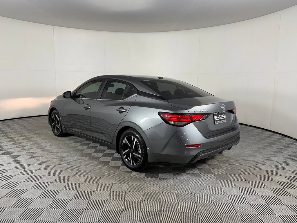 Used 2024 Nissan Sentra SV FWD image 10