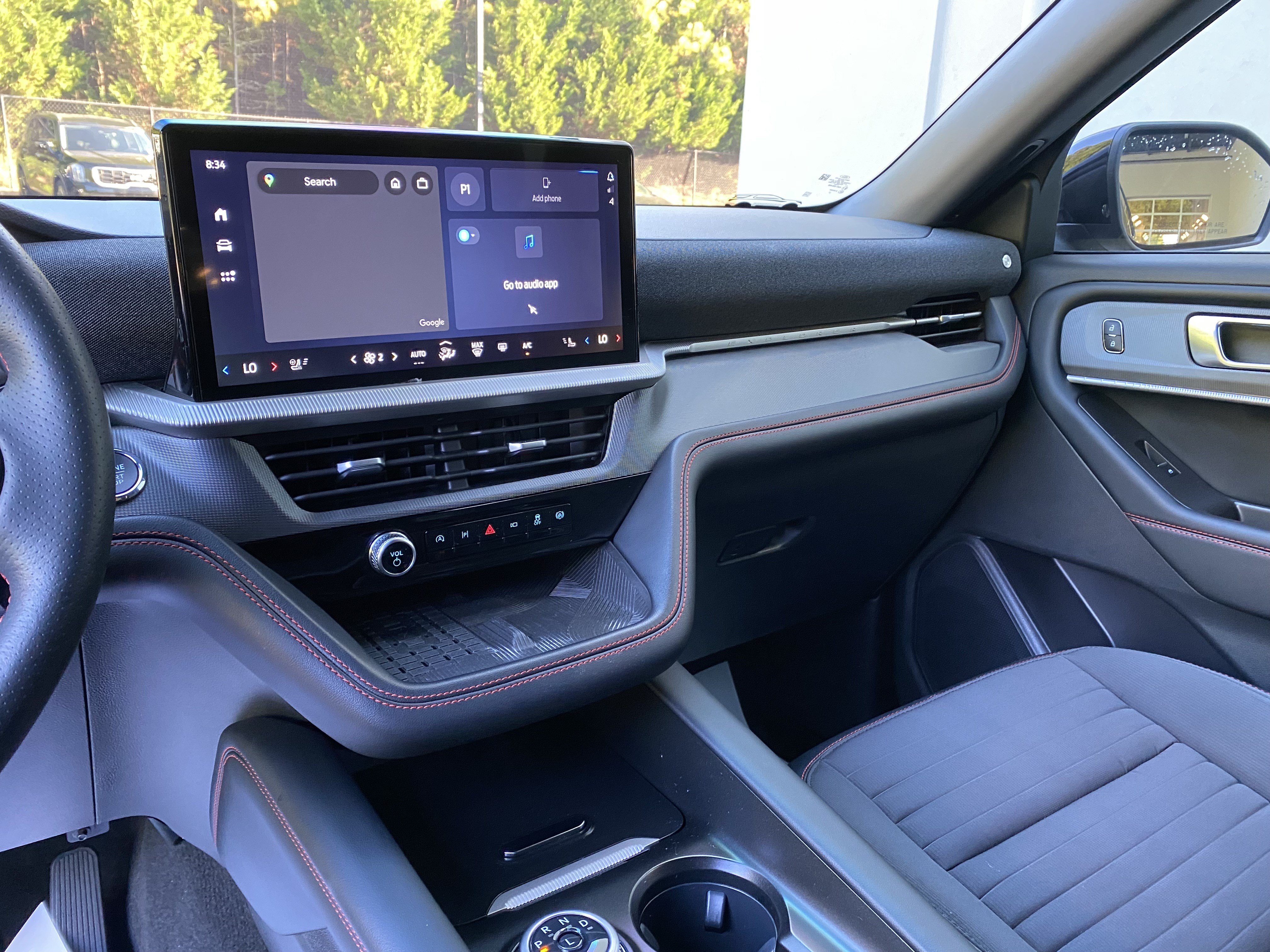 Used 2025 Ford Explorer ST-Line w/ Premium Package RWD image 24
