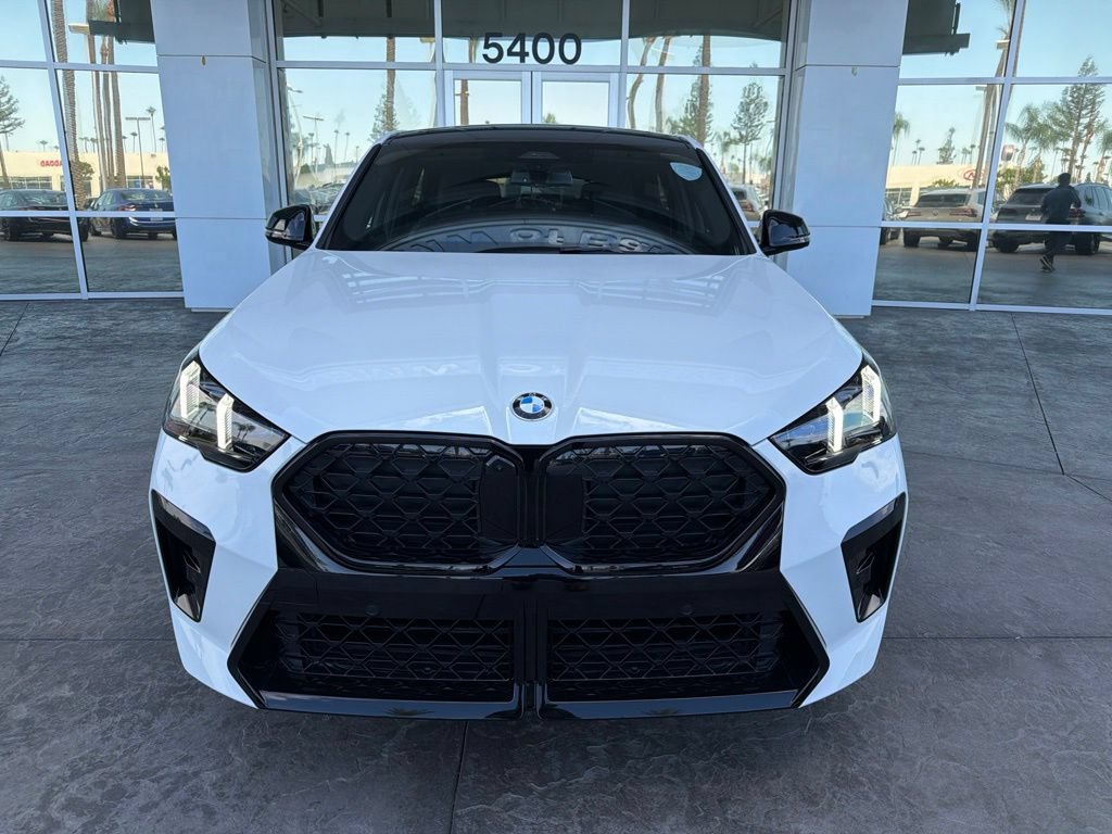 New 2026 BMW X2 xDrive28i w/ Technology Package AWD/4WD image 2