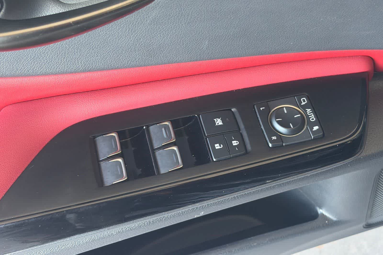 Used 2022 Lexus ES 350 F Sport w/ Accessory Package 2 FWD image 13