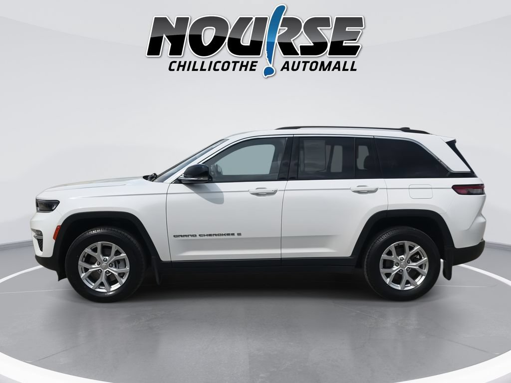 Used 2023 Jeep Grand Cherokee Limited w/ MOPAR Finishing Package AWD/4WD image 5