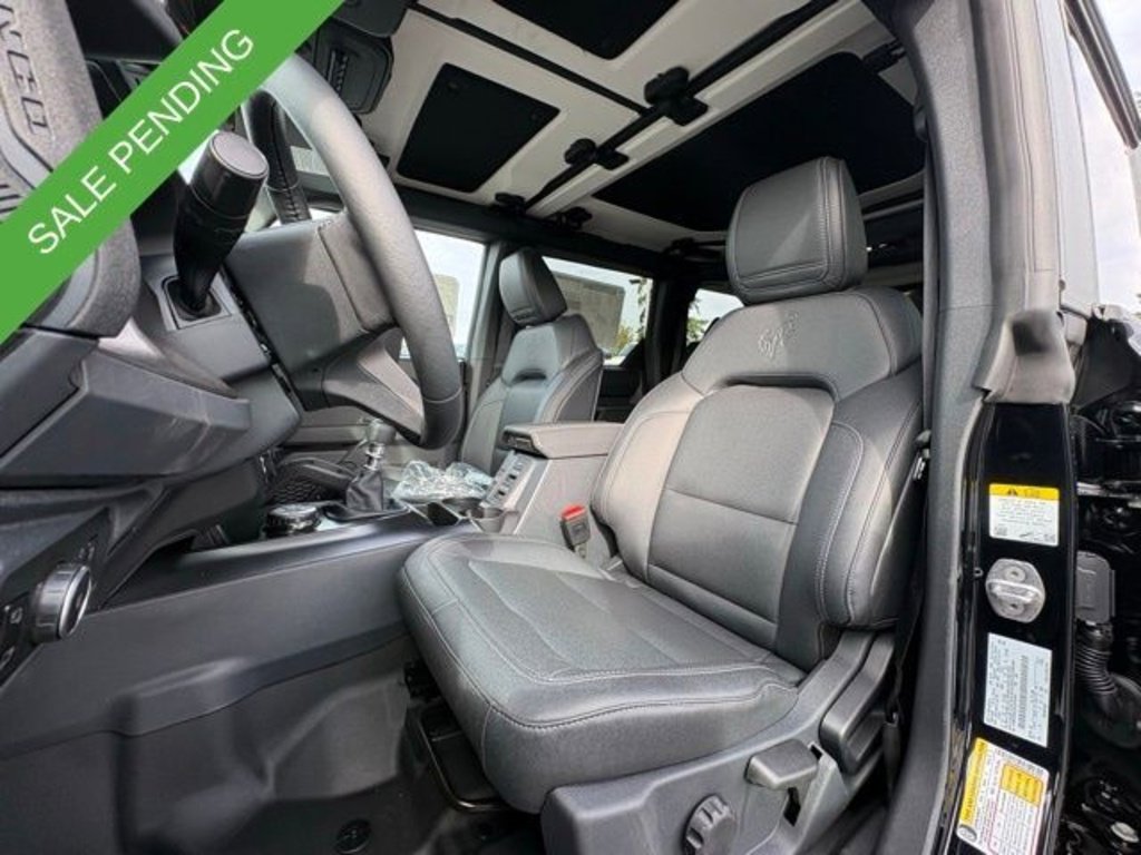 New 2025 Ford Bronco Badlands image 15