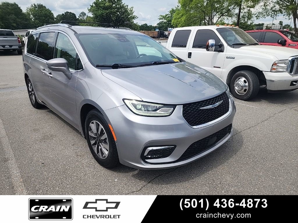 Used 2021 Chrysler Pacifica Touring-L