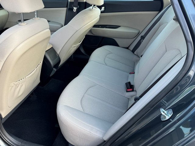 Used 2016 Kia Optima LX image 14