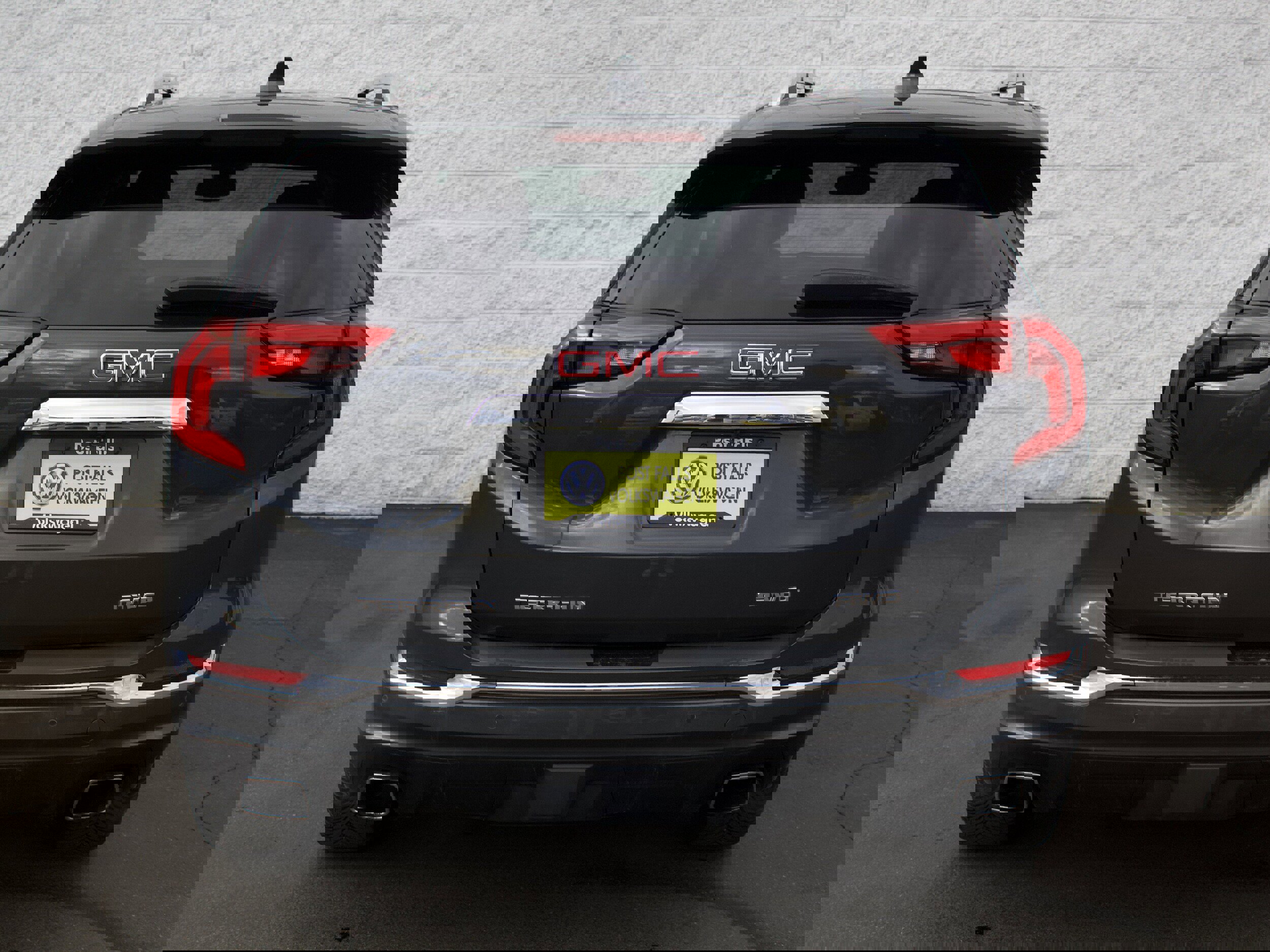 Used 2018 GMC Terrain Denali w/ Advanced Safety Package image 7