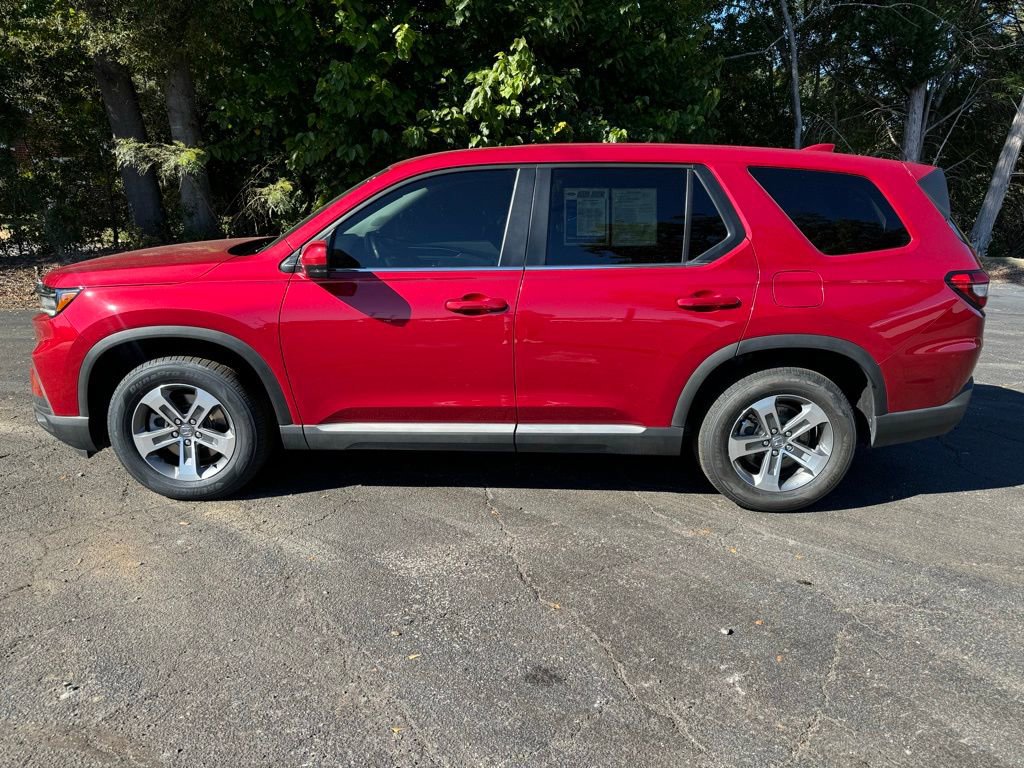 Used 2025 Honda Pilot EX-L image 2