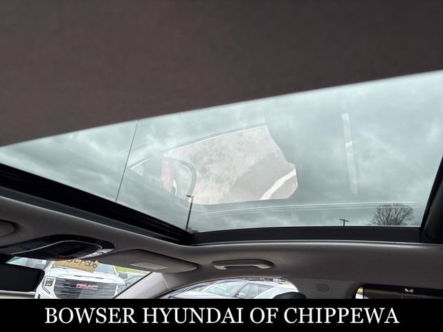 Used 2022 Hyundai Santa Fe Limited AWD/4WD image 12
