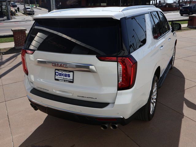 Used 2024 GMC Yukon Denali w/ Advanced Technology Package image 6