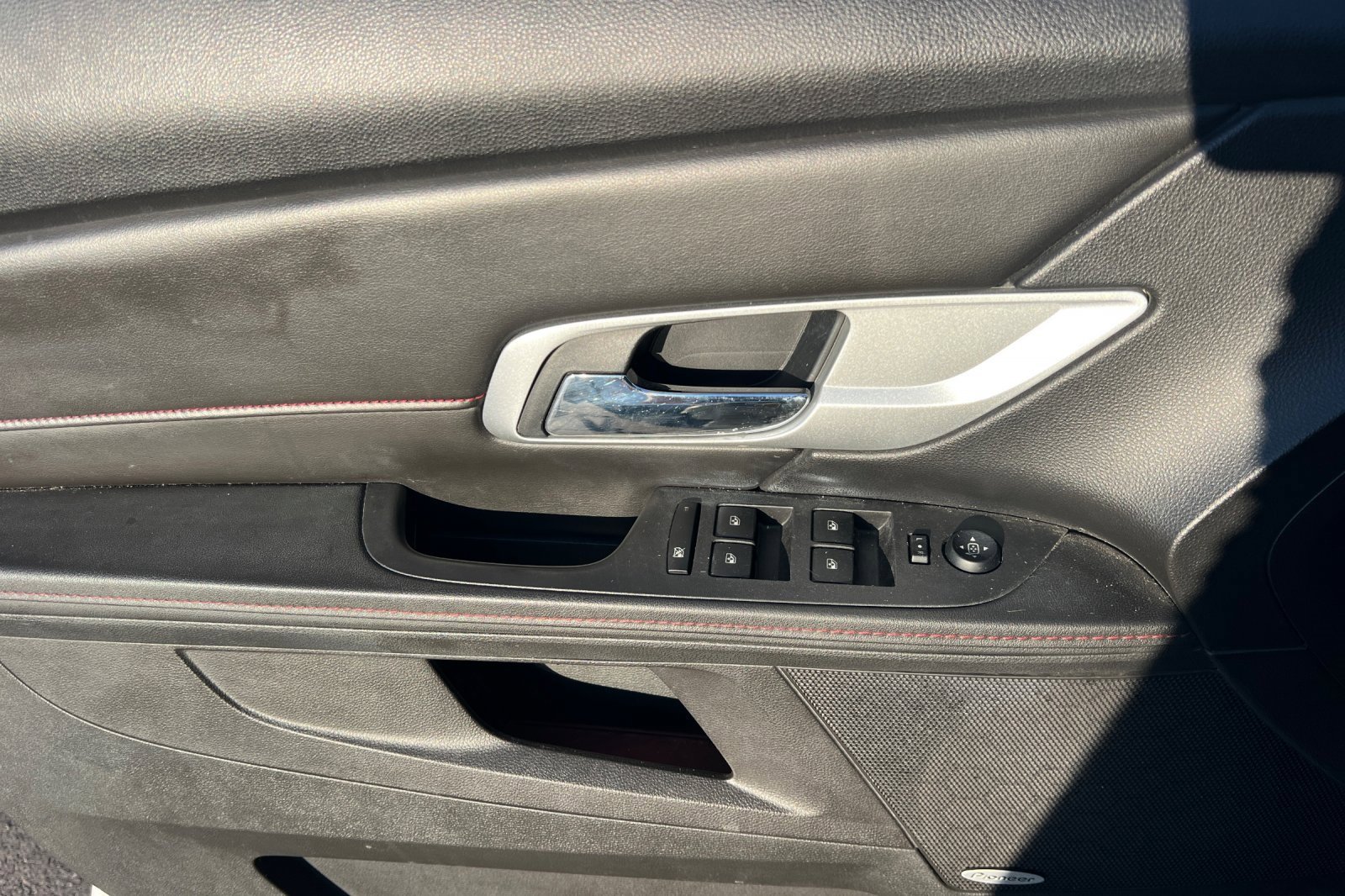 Used 2011 GMC Terrain SLE w/ Convenience Package image 8