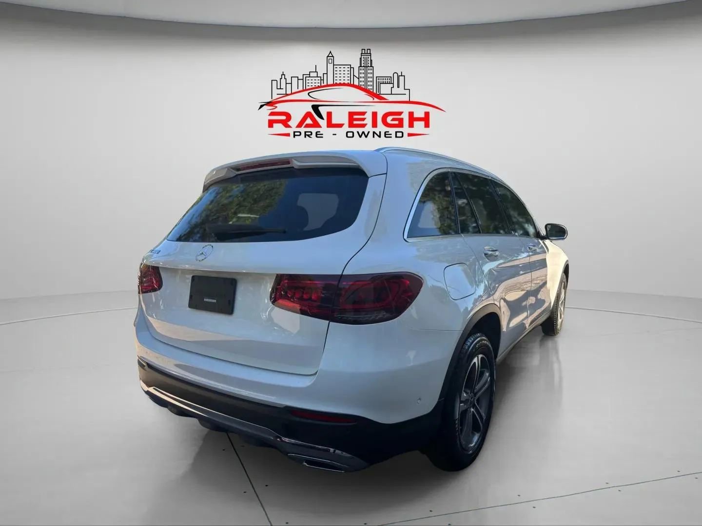 Used 2022 Mercedes-Benz GLC 300 image 7
