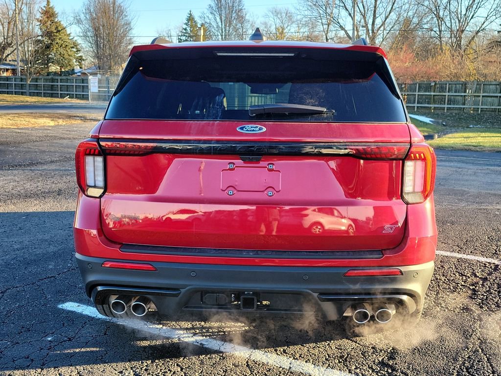 New 2026 Ford Explorer ST w/ Sun And Sound Package image 4