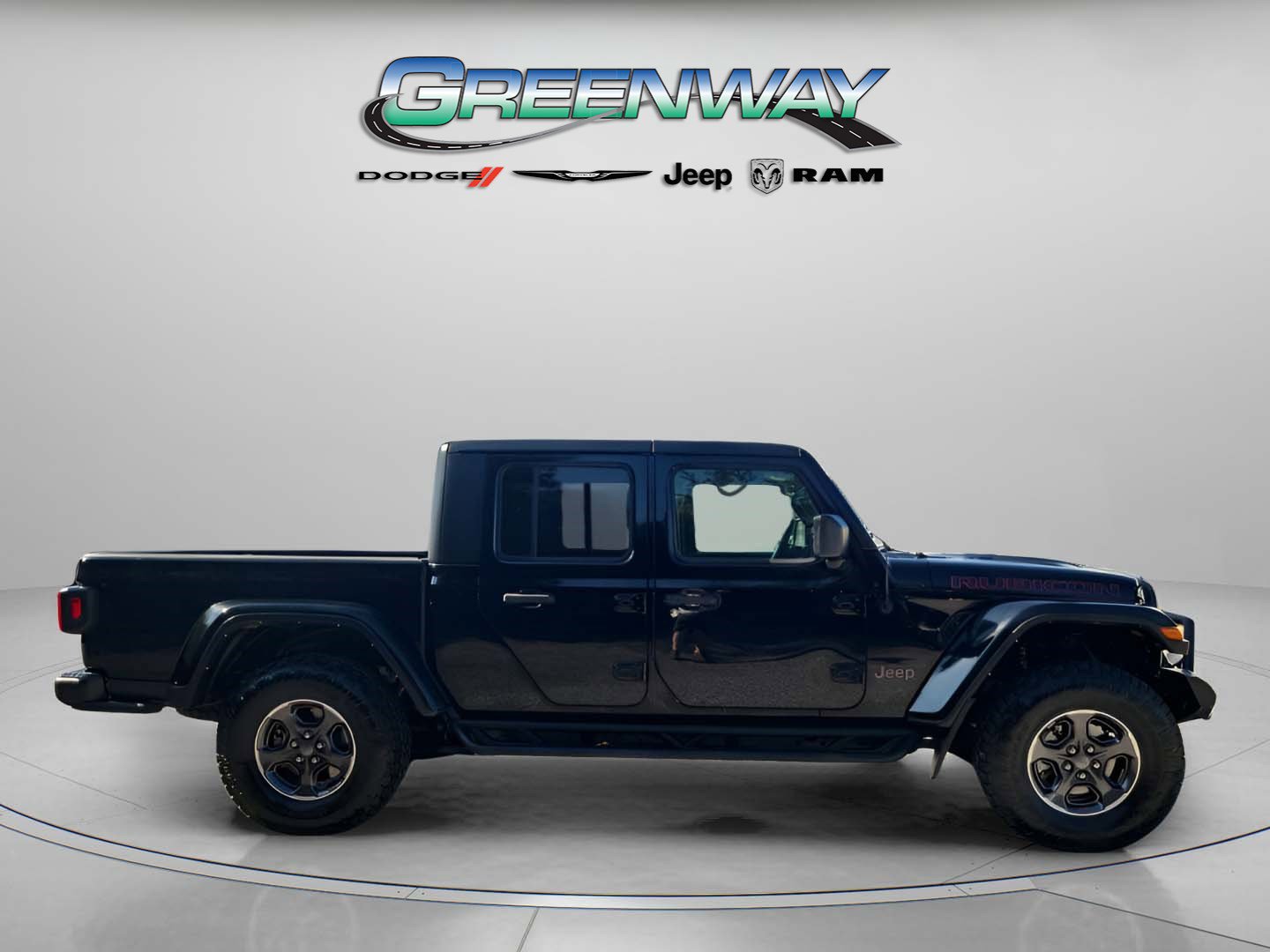 Used 2022 Jeep Gladiator Rubicon w/ Trailer Tow Package image 5
