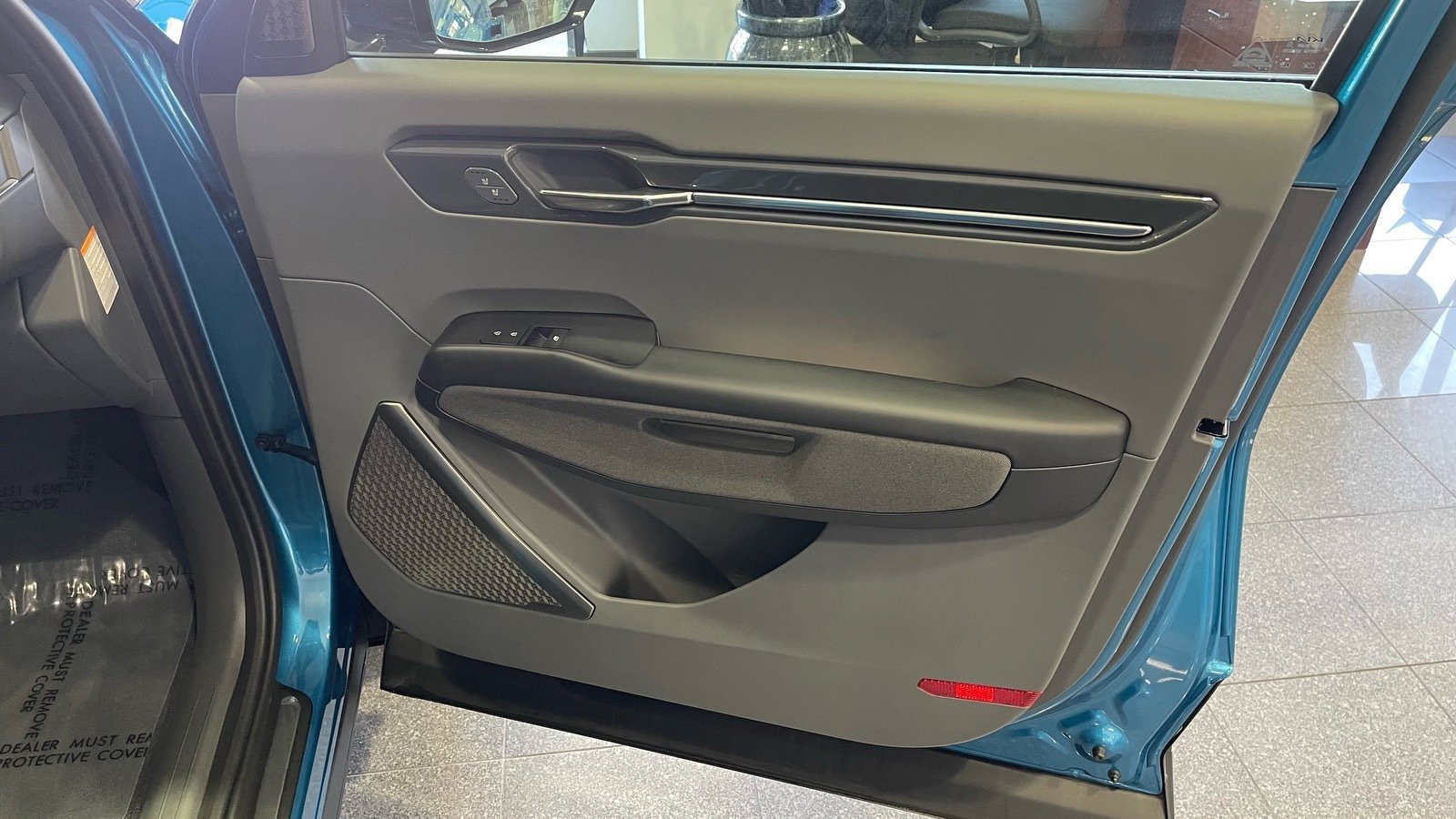 Used 2026 Kia EV9 Land w/ Nightfall Edition Package image 40