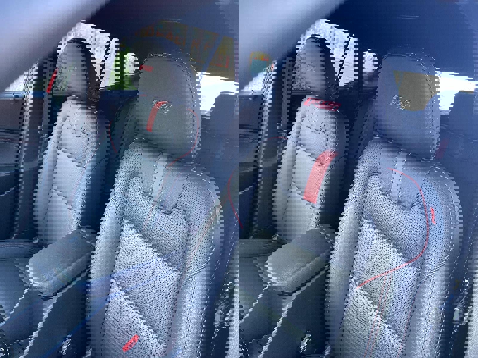 Certified 2025 Chevrolet Trax RS w/ Driver Confidence Package image 19