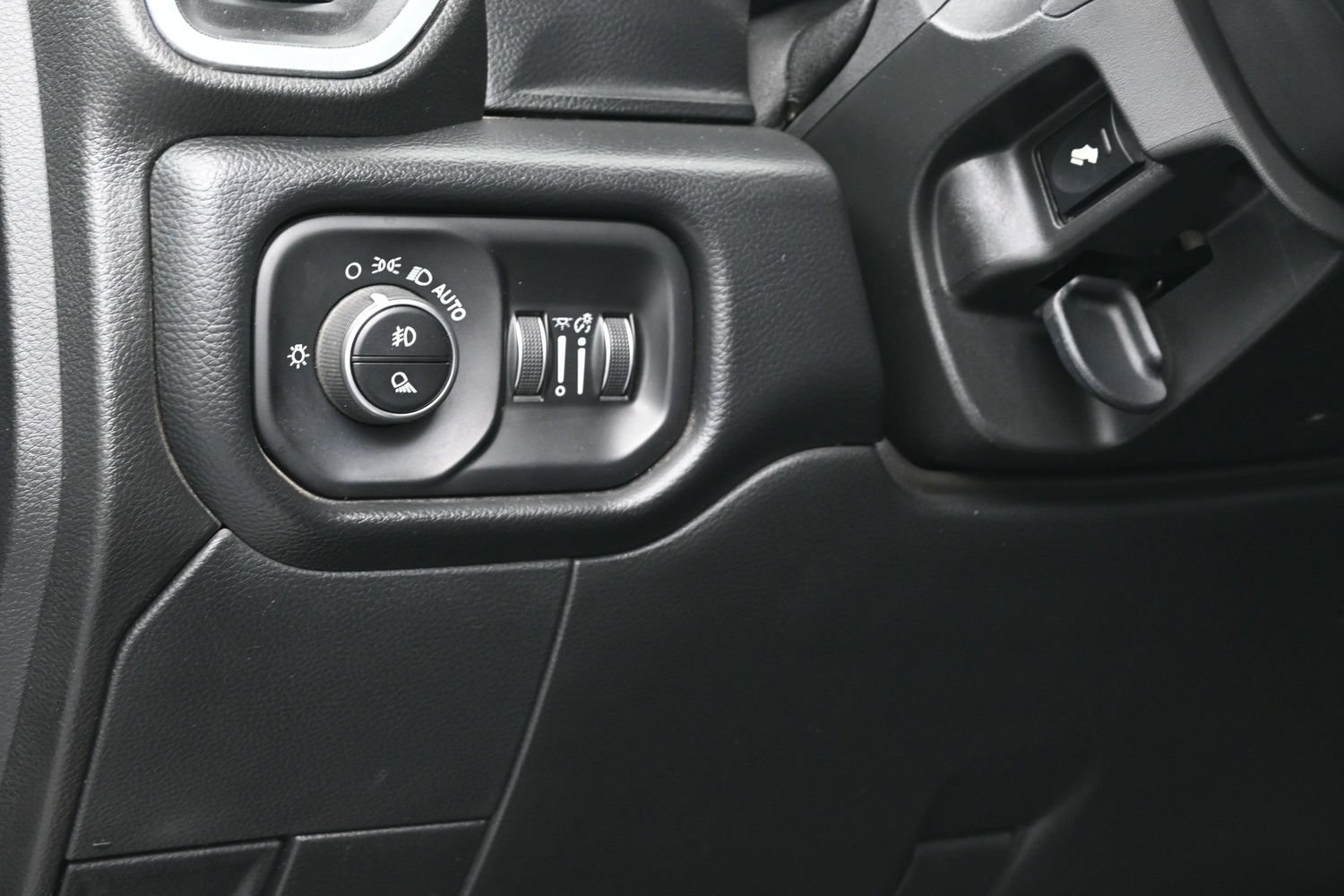 Used 2020 RAM 2500 Laramie AWD/4WD image 22