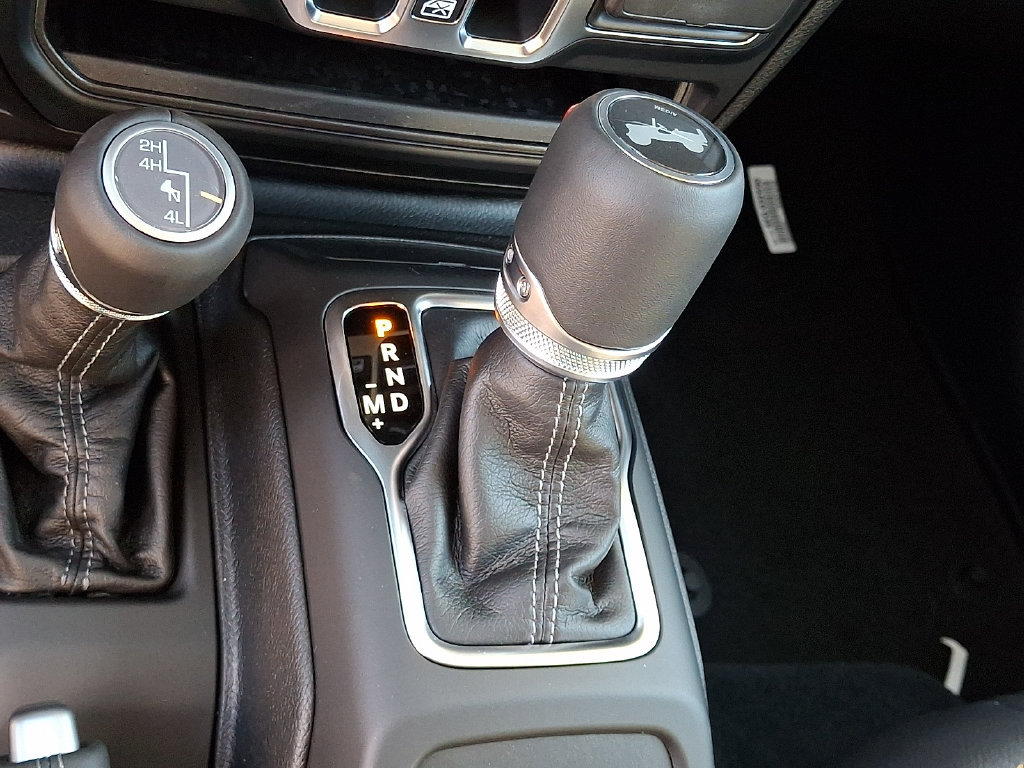 New 2027 Jeep Wrangler Unlimited Sahara AWD/4WD image 16