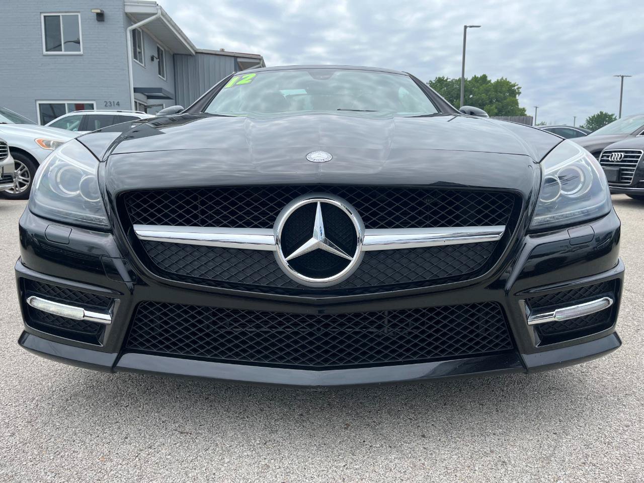 Used 2012 Mercedes-Benz SLK 350 image 10