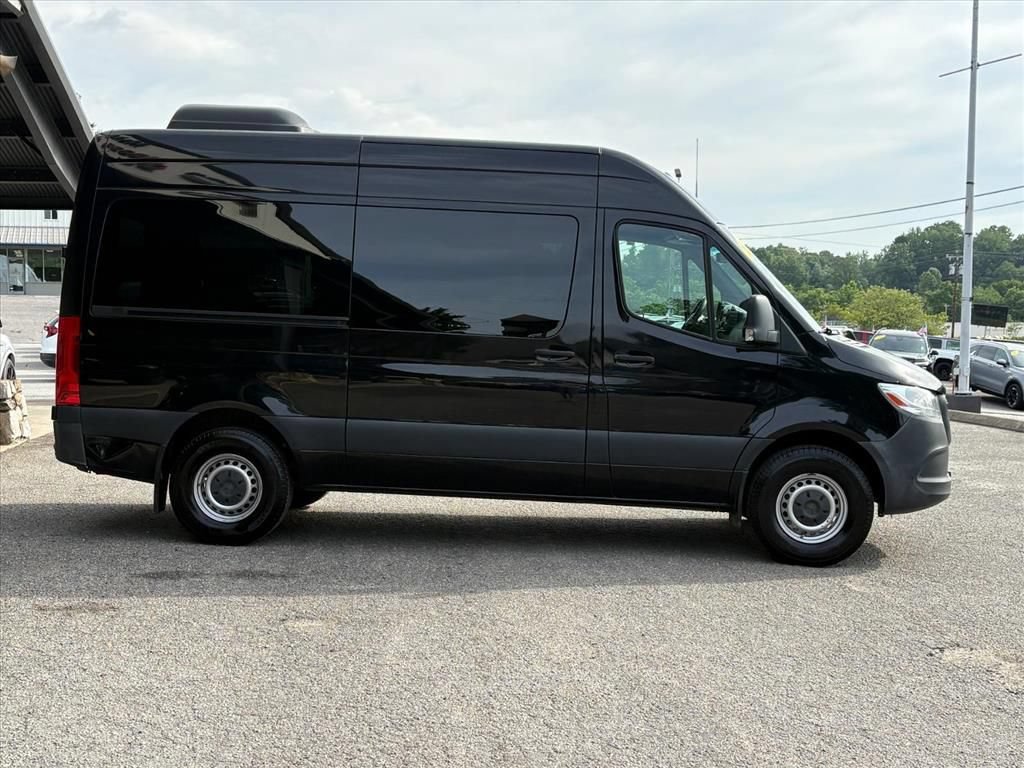 Used 2019 Mercedes-Benz Sprinter 2500 image 3