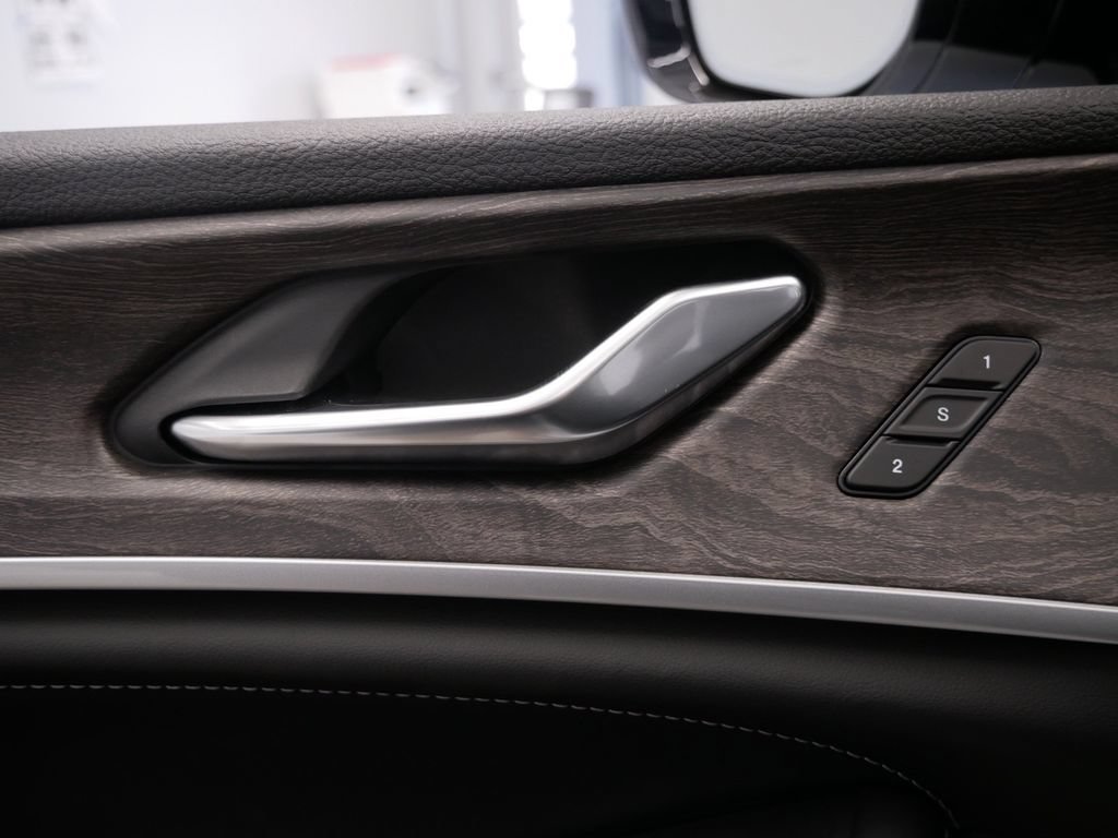 New 2027 Jeep Grand Cherokee Limited AWD/4WD image 20