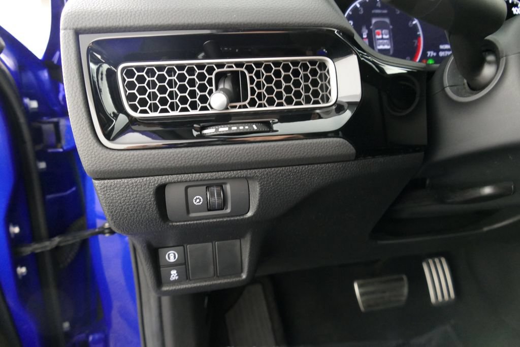 Used 2024 Honda Civic Sport image 11