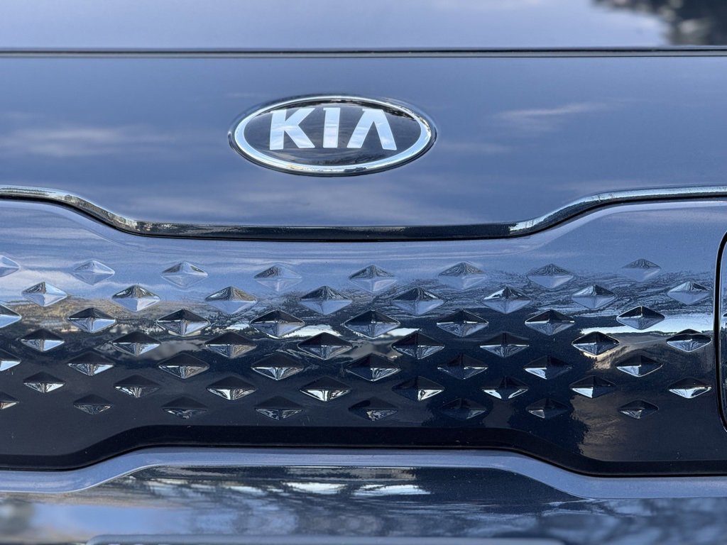 Used 2019 Kia Niro EX Premium w/ Cold Weather Package 1.0 image 5