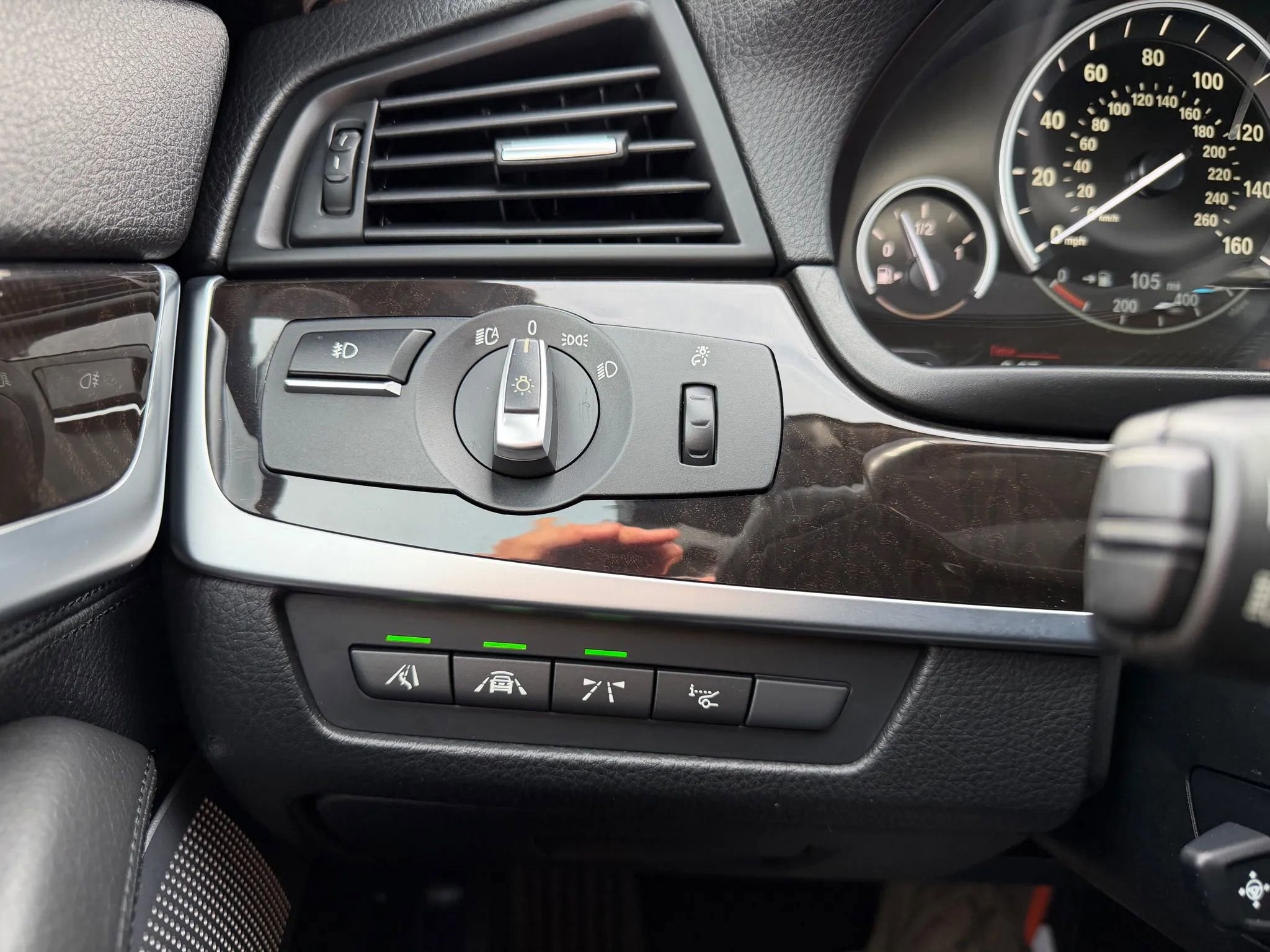 Used 2014 BMW 535i xDrive Sedan image 28