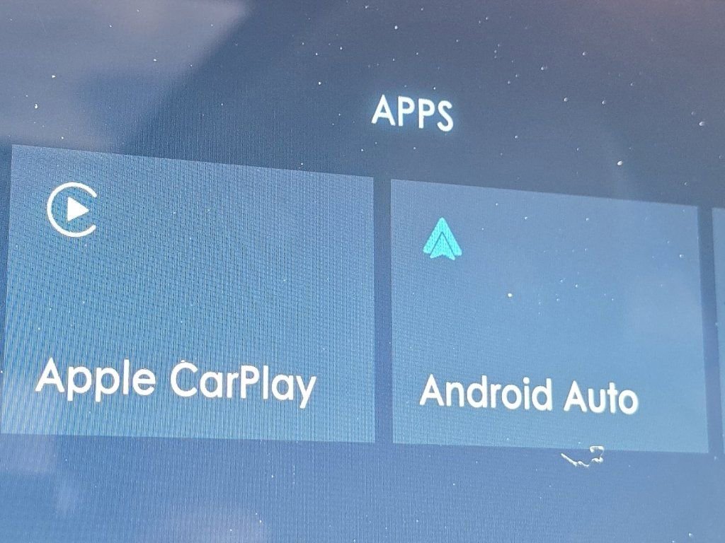 Used 2023 Lincoln Nautilus Reserve w/ Cargo Utility Package AWD/4WD image 5