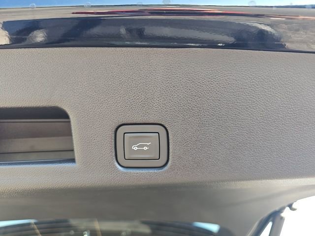 New 2026 Chevrolet Traverse Z71 w/ Enhanced Driving Package image 10