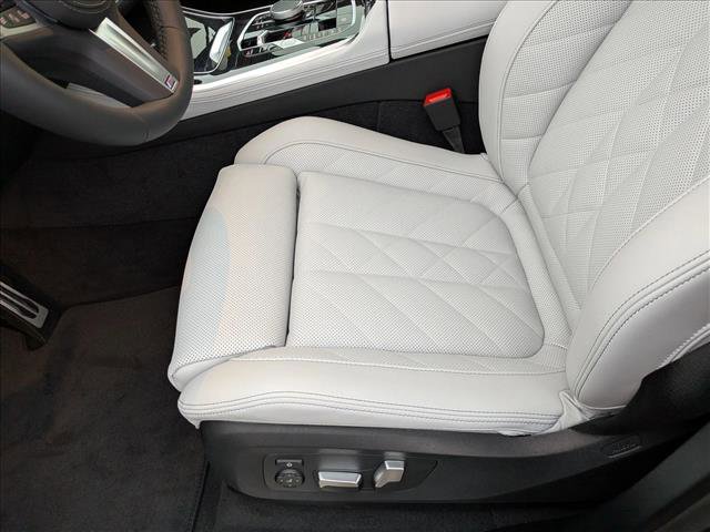 New 2026 BMW X5 xDrive40i w/ M Sport Package image 4