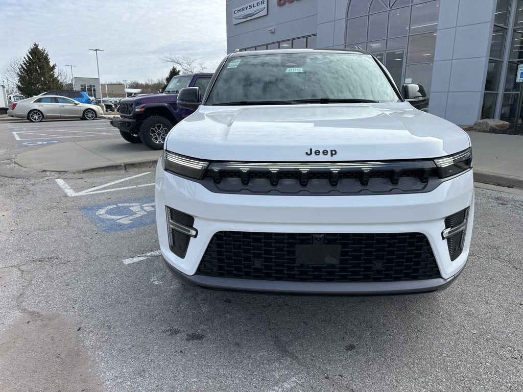 New 2026 Jeep Grand Wagoneer L Summit image 10