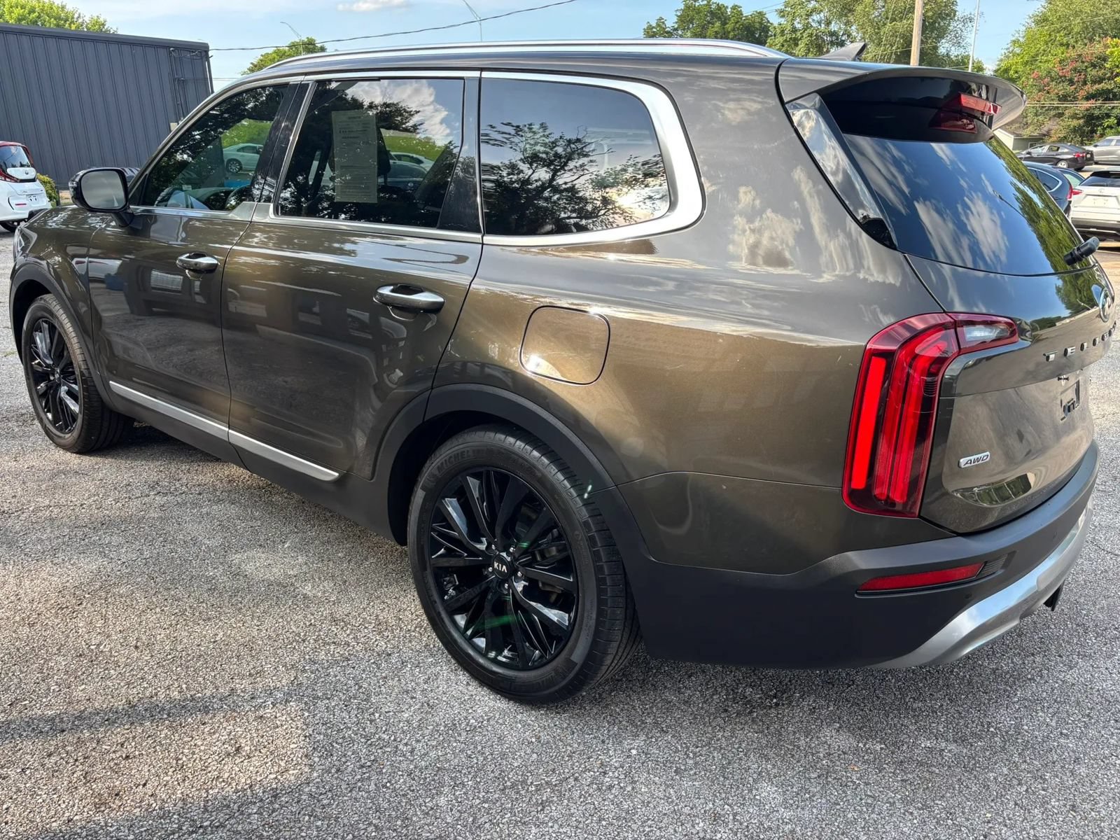 Used 2021 Kia Telluride SX w/ SX Prestige Package AWD/4WD image 6