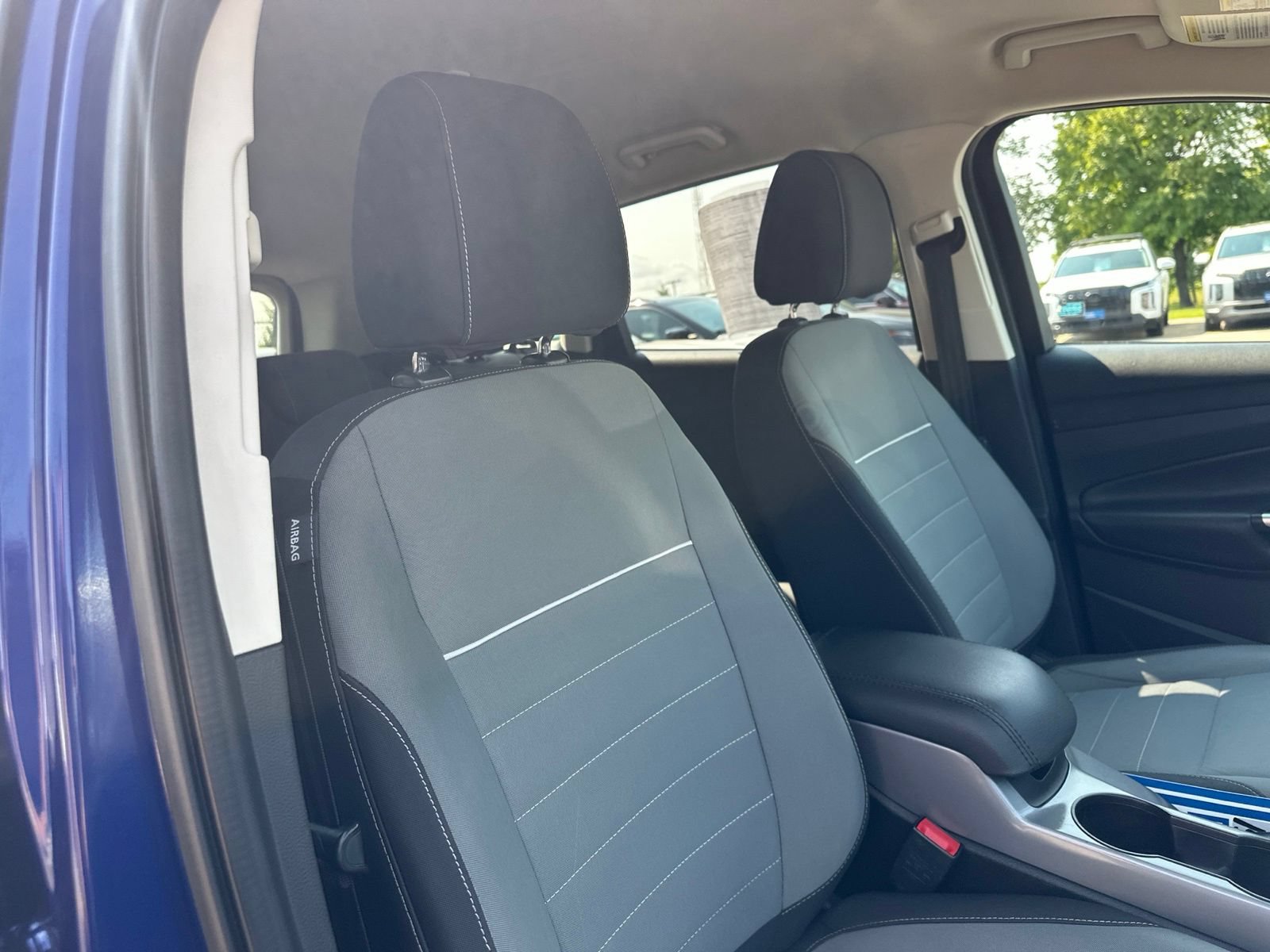 Used 2015 Ford Escape SE FWD image 34