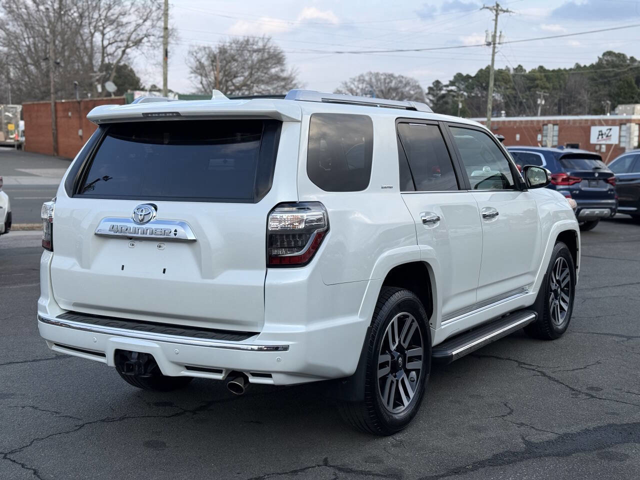 Used 2017 Toyota 4Runner Limited image 8