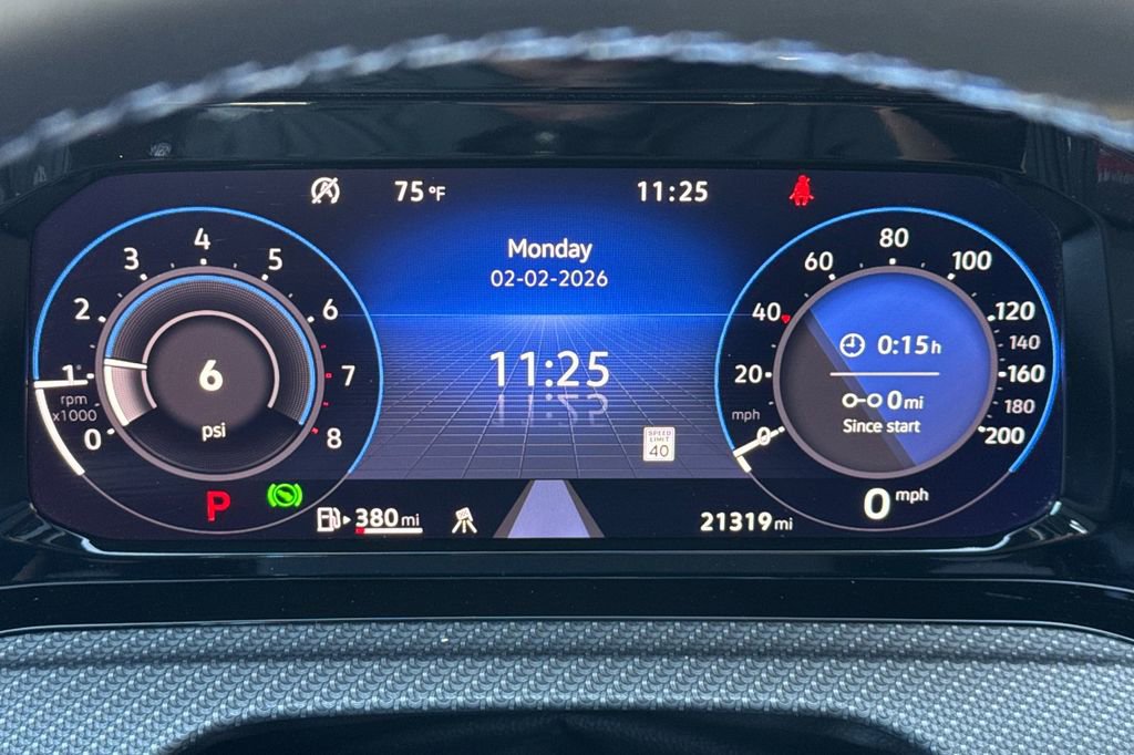 Used 2024 Volkswagen Golf R image 31