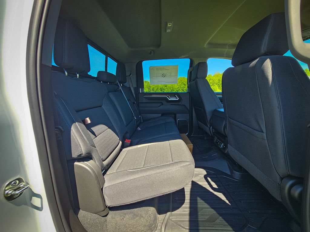New 2026 GMC Sierra 3500 SLE w/ SLE Value Package AWD/4WD image 40