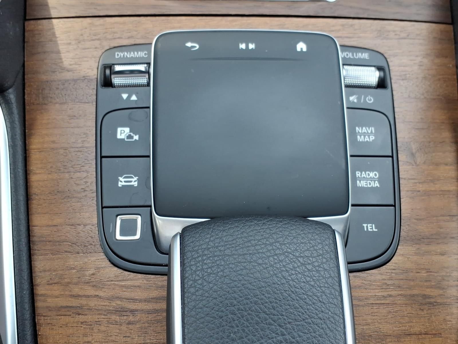 Certified 2025 Mercedes-Benz GLE 450 4MATIC image 21