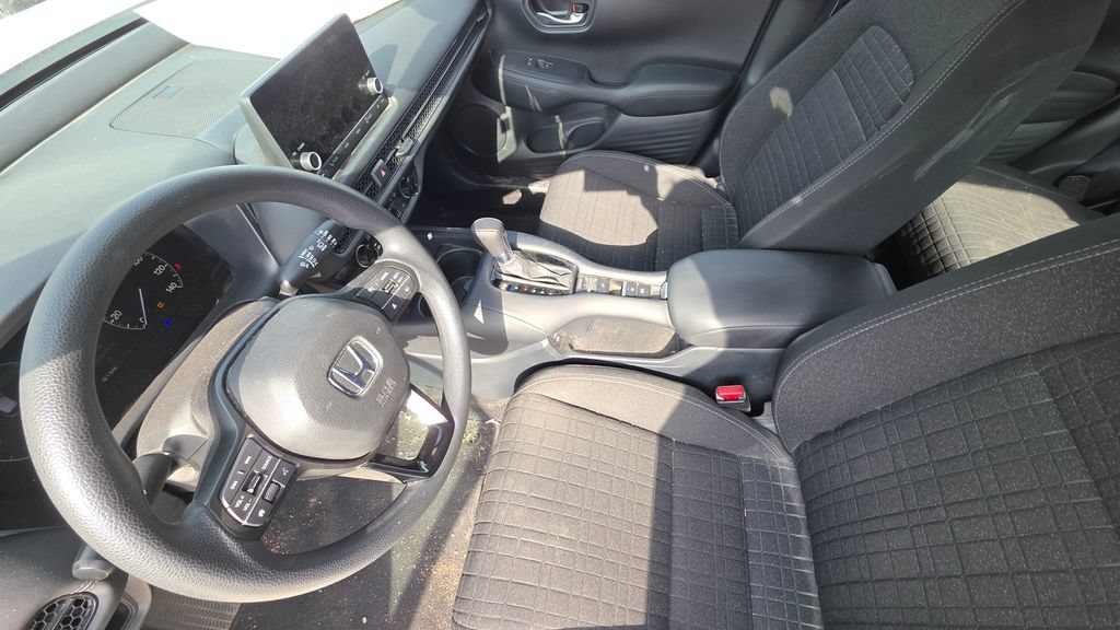 Used 2024 Honda HR-V LX image 12