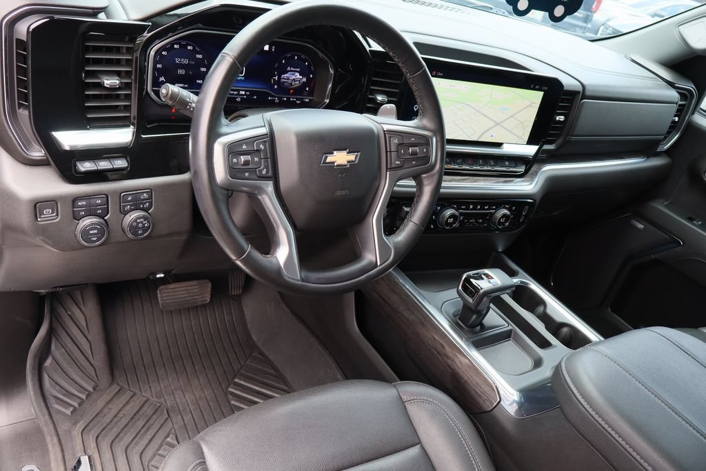 Certified 2023 Chevrolet Silverado 1500 LTZ w/ LTZ Premium Package AWD/4WD image 12