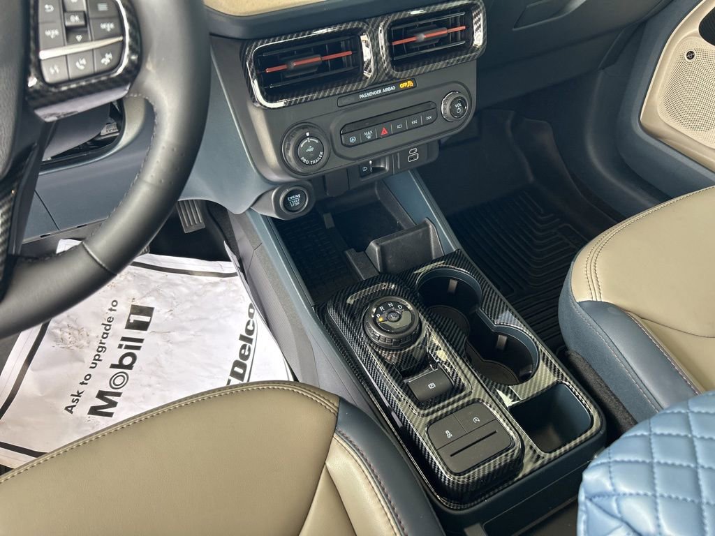 Used 2025 Ford Maverick Lariat w/ 4K Tow Package AWD/4WD image 19