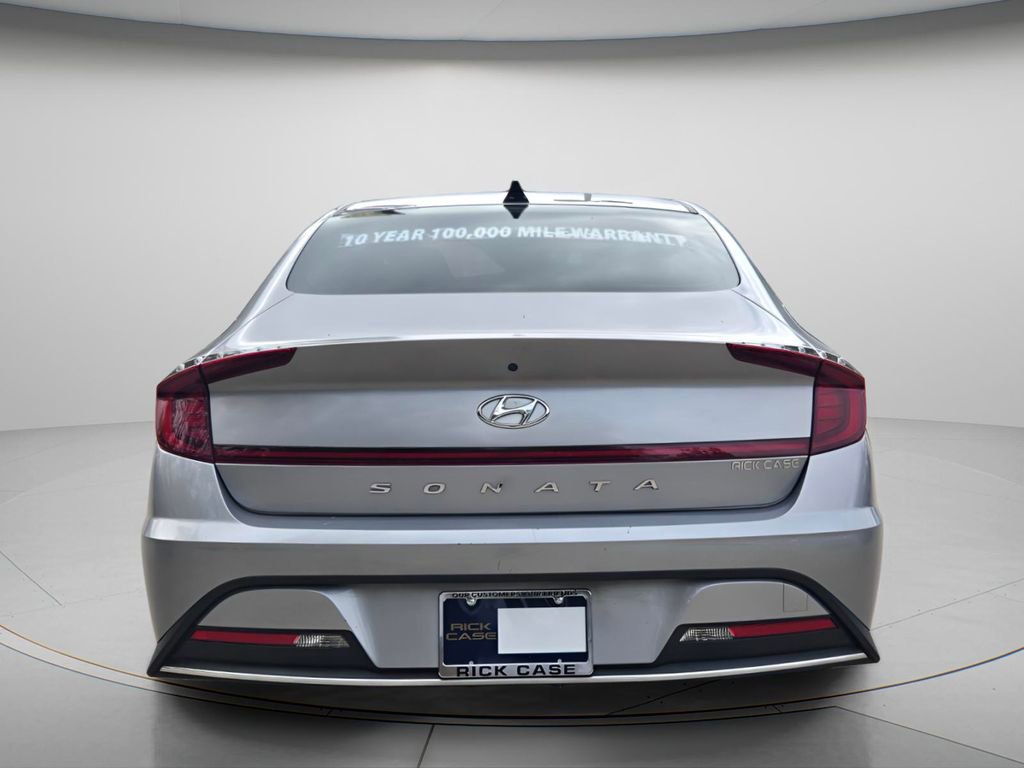 Used 2023 Hyundai Sonata SE FWD image 6