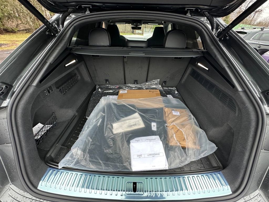 New 2026 Audi RS Q8 performance image 28