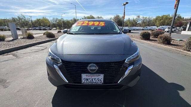 Used 2025 Nissan Sentra SV w/ All-Weather Package image 8
